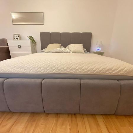 Apartament Rodzinny Cieszyn  Bagian luar foto